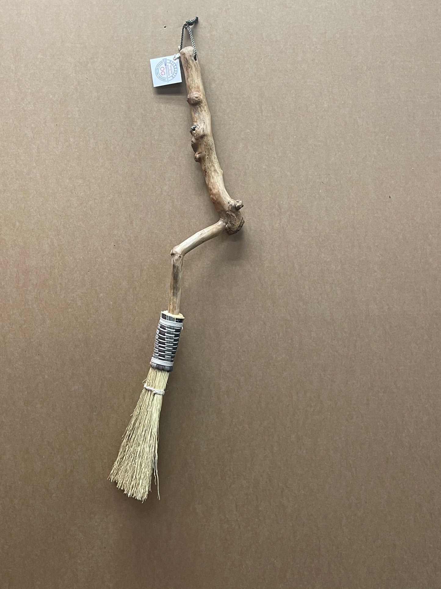 Medium Crooked Broom