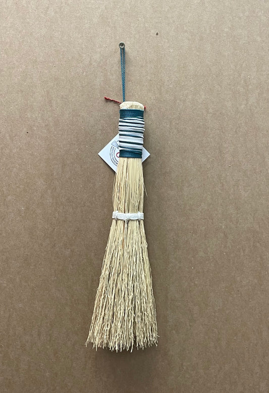 Small Brush - Teal & White